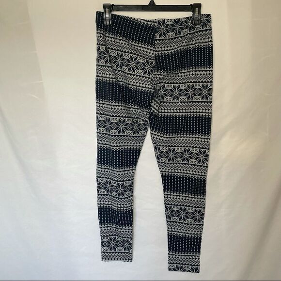 No Boundaries women’s stretch capris size Large - Picture 5 of 8